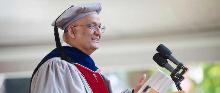 Dean Nitin Nohria giving a speech